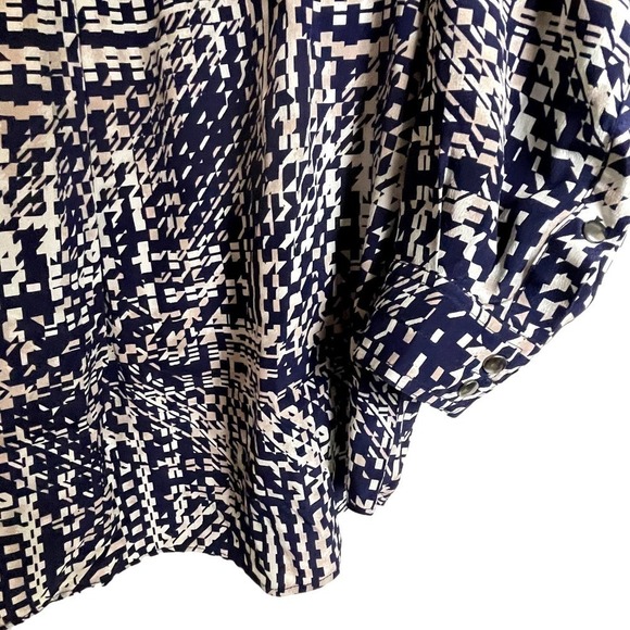 Tyler Boe Silk Long Line Button‎ Popover Tunic Top Size S Blue Cream Beige - Picture 4 of 10